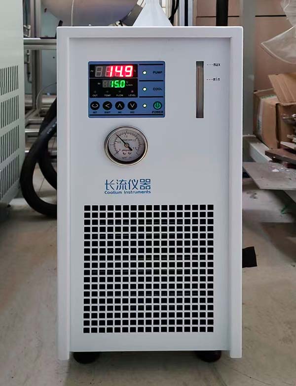 小型冷水機(jī).jpg 小型冷水機(jī).jpg