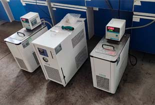 一臺(tái)HX-105制冷循環(huán)水浴，如何一拖二冷卻兩臺(tái)串聯(lián)粘度計(jì)？